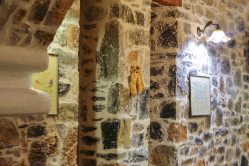 Фото Eos Authentic Experience