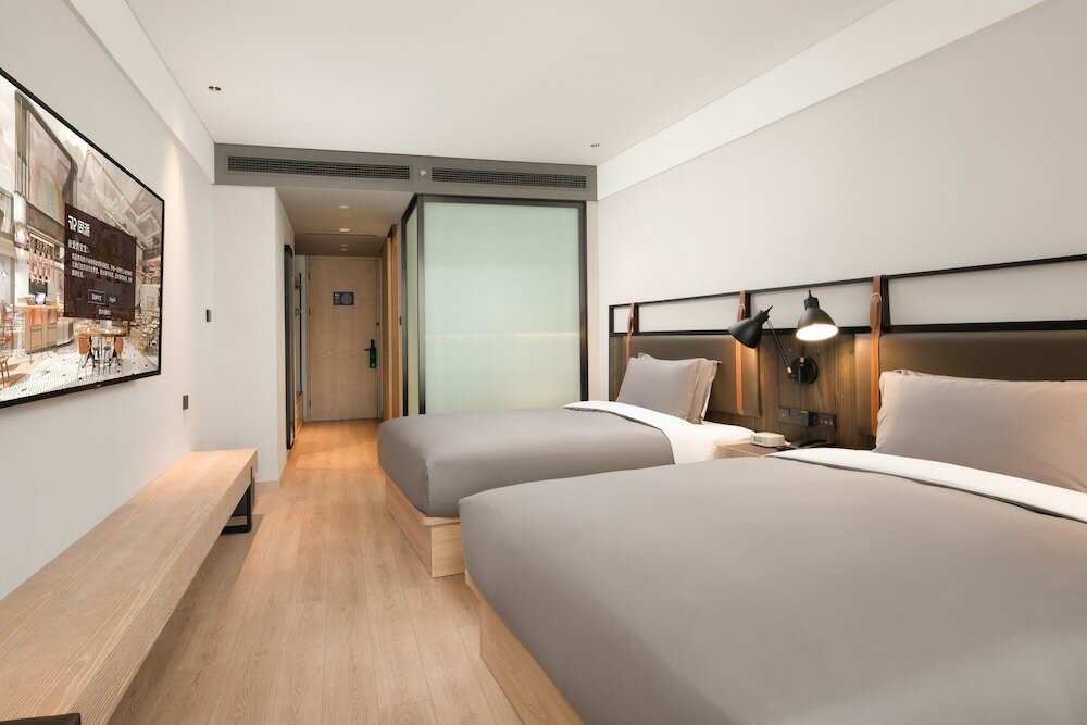 Фото Hangzhou Future SciTech Tongpai Hotel