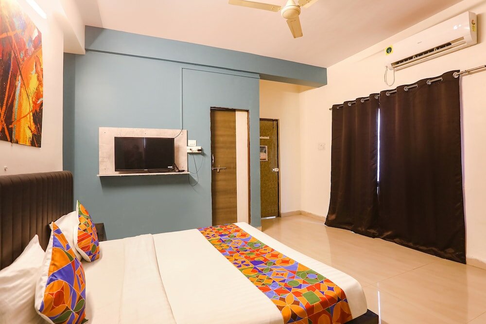 Фото Fabhotel Elite Homes