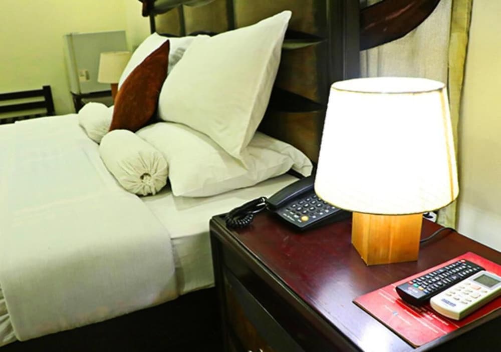 Фото La-Taska Motel