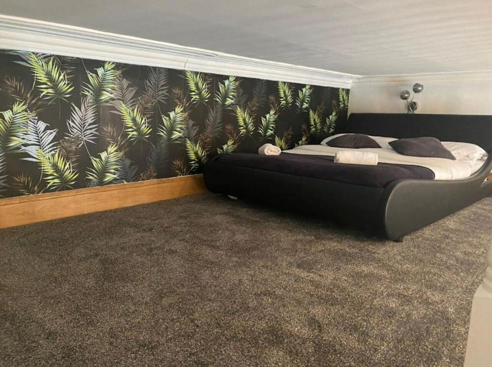 Фото 80 Inverness Terrace