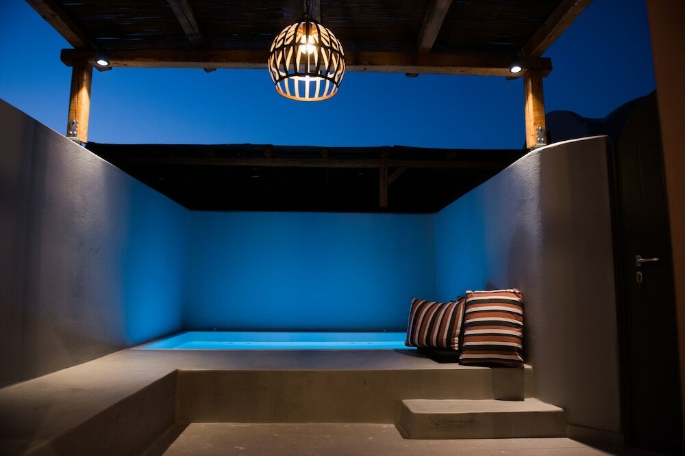 Фото Terra Nera Suites Santorini