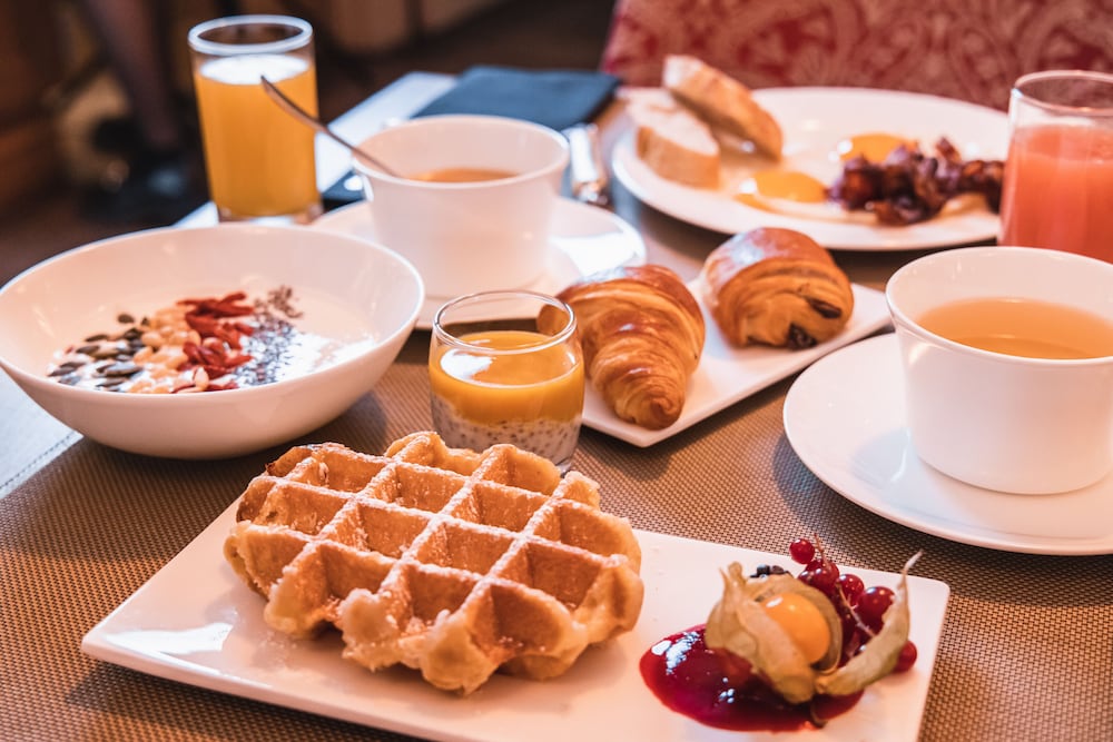 Фото Hôtel Cour du Corbeau Strasbourg
