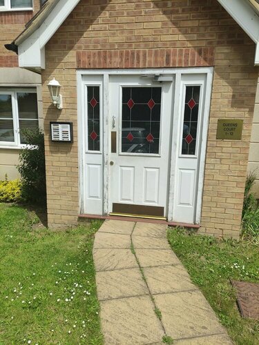 Гостиница Immaculate 1-bed Apartment in Borehamwood