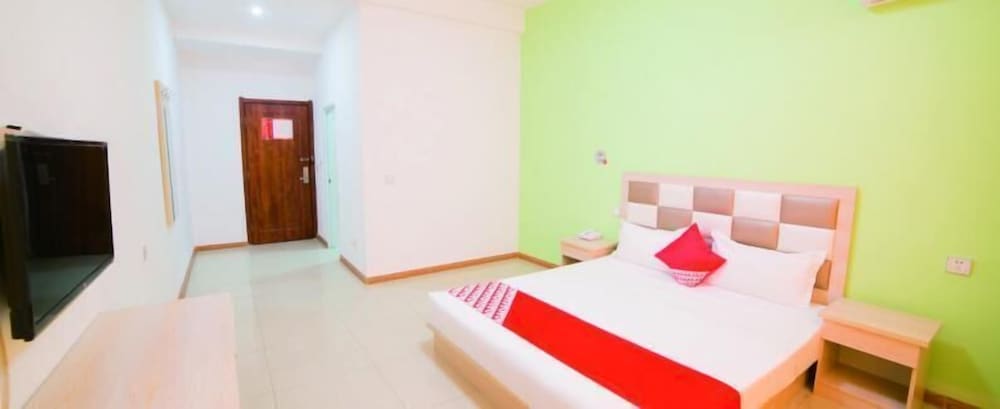 Фото Green Orange Express Inn