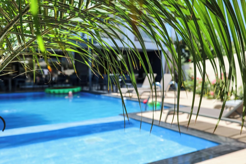 Фото Duka's Hotel