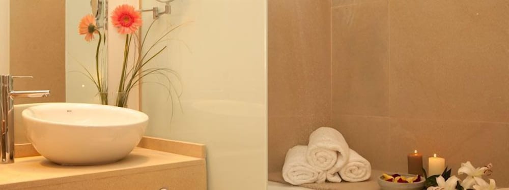 Фото Balcón de Córdoba Hotel