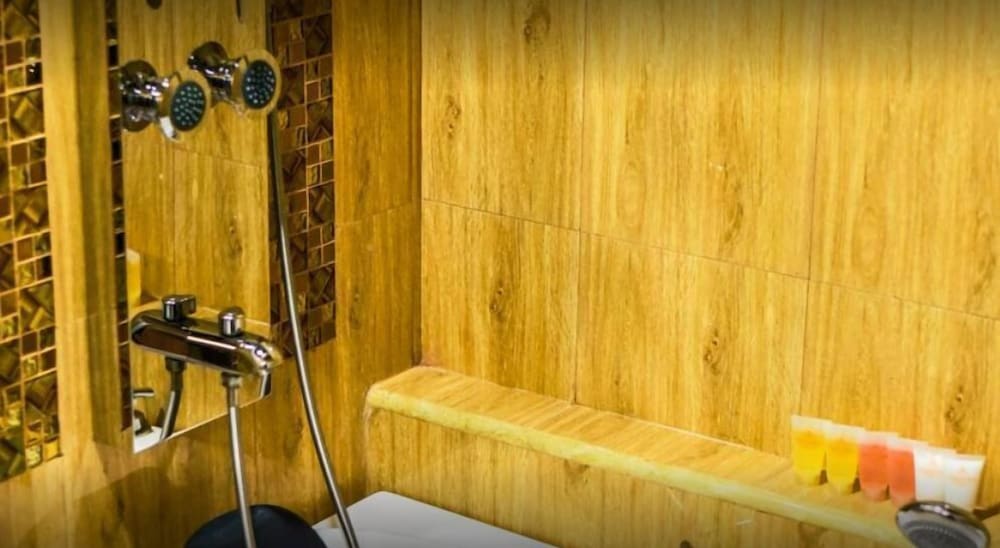 Фото Marina Bay Retreat And SPA