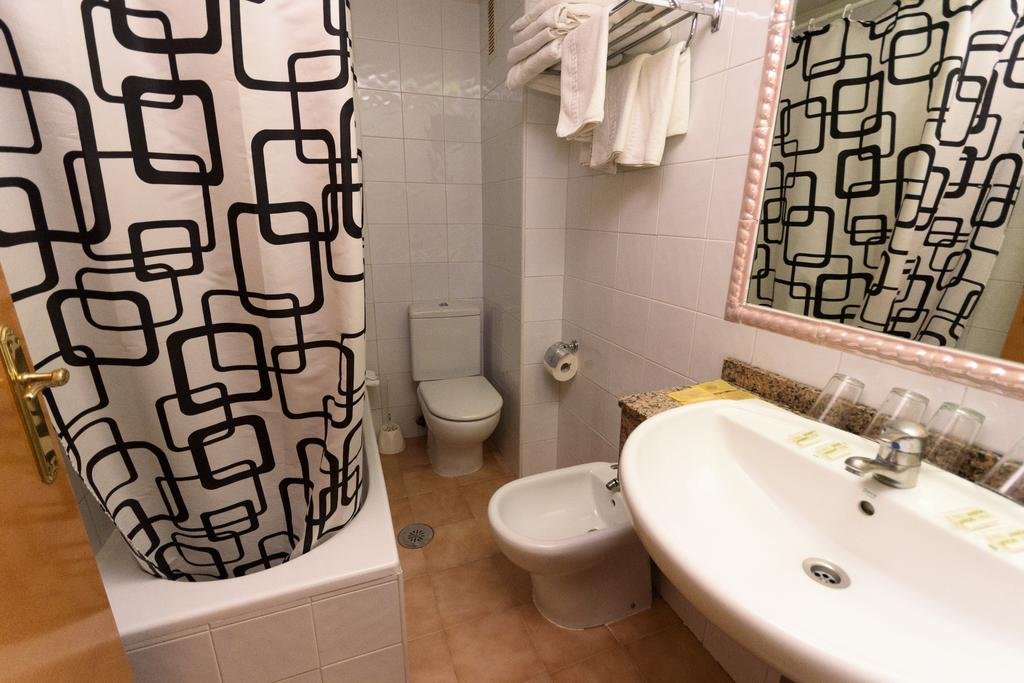 Фото Hotel Andalucia