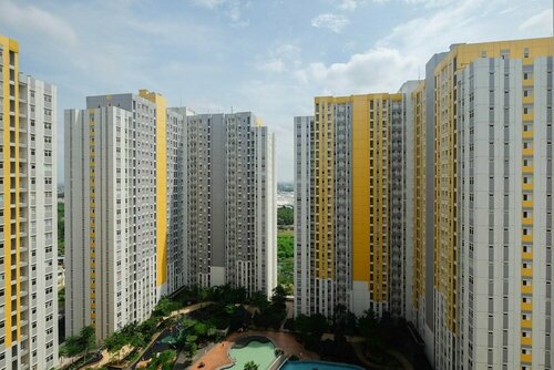 Гостиница Best Deal The Springlake Summarecon Studio Apartment в Бекаси