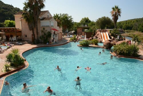 Кемпинг Camping La Vallée du Paradis в Сене-Рафаэле