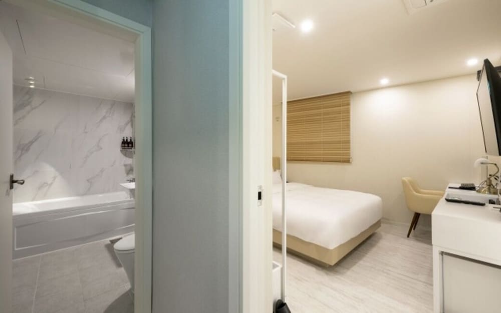 Фото Hotel Yaja Gwangalli