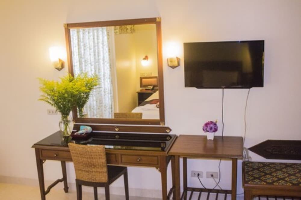 Фото People Place Boutique In Town Hotel