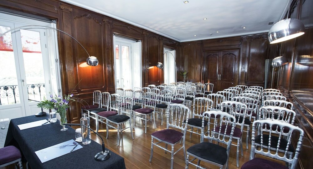 Фото Hotel Hospes Puerta de Alcalá