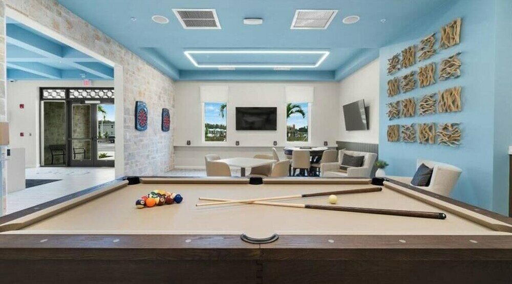 Фото 4200 Paragraph Drive