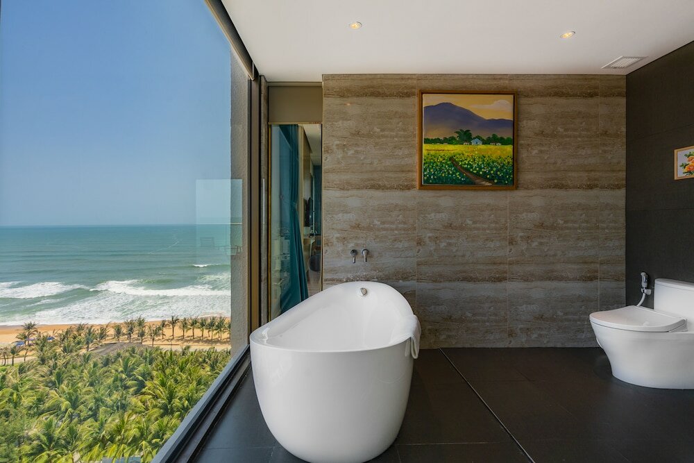 Фото Sala Grand TuyHoa Hotel