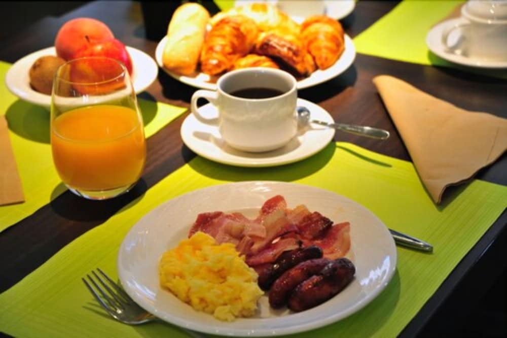 Фото Mercure Montpellier Centre Comédie Hotel