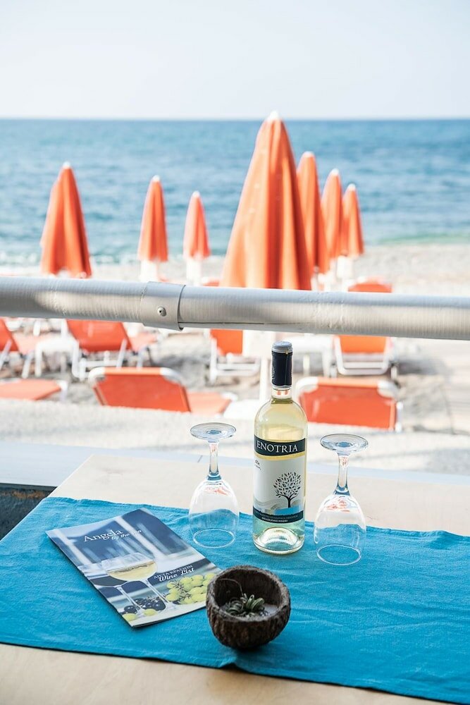 Фото Angela Beach