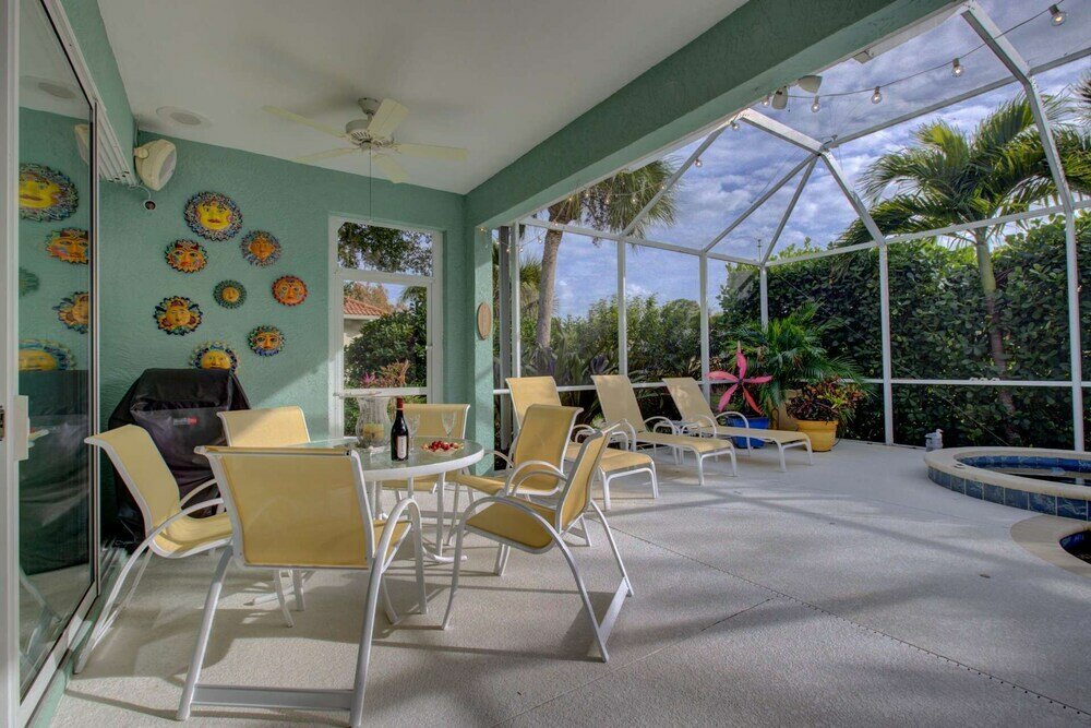 Фото Tortuga Pool Home