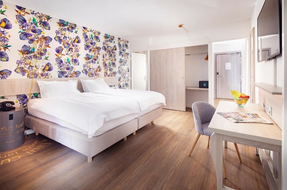 Фото Marmont Hotel