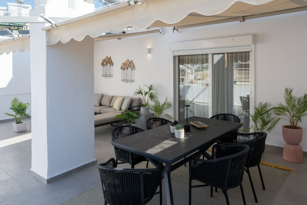 Фото Seven Hills, Boutique Apartments