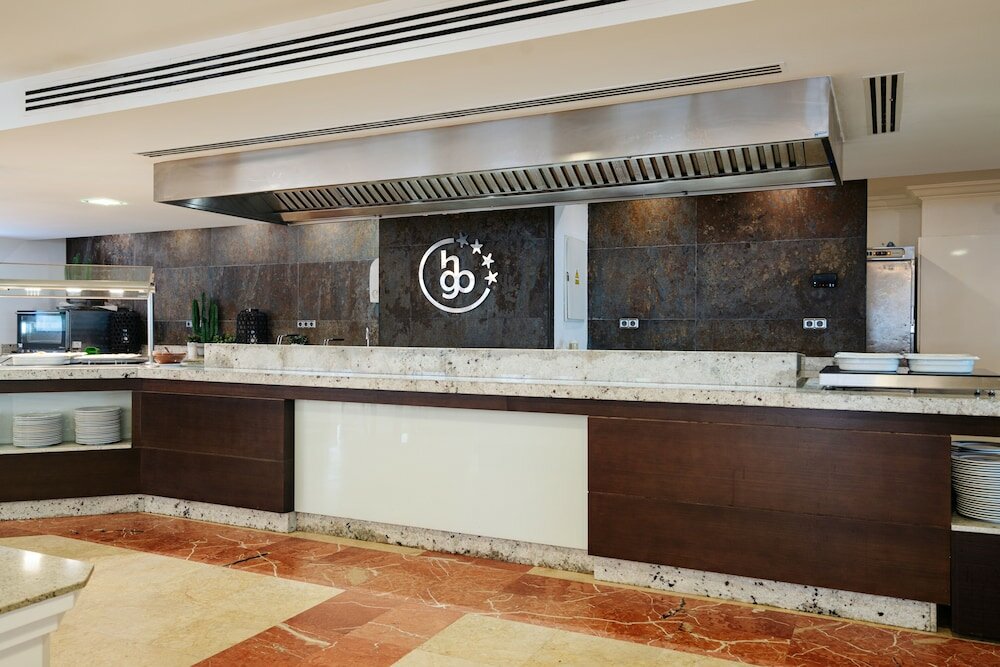 Фото Отель Thb Gran Bahia Hotel and Apartments