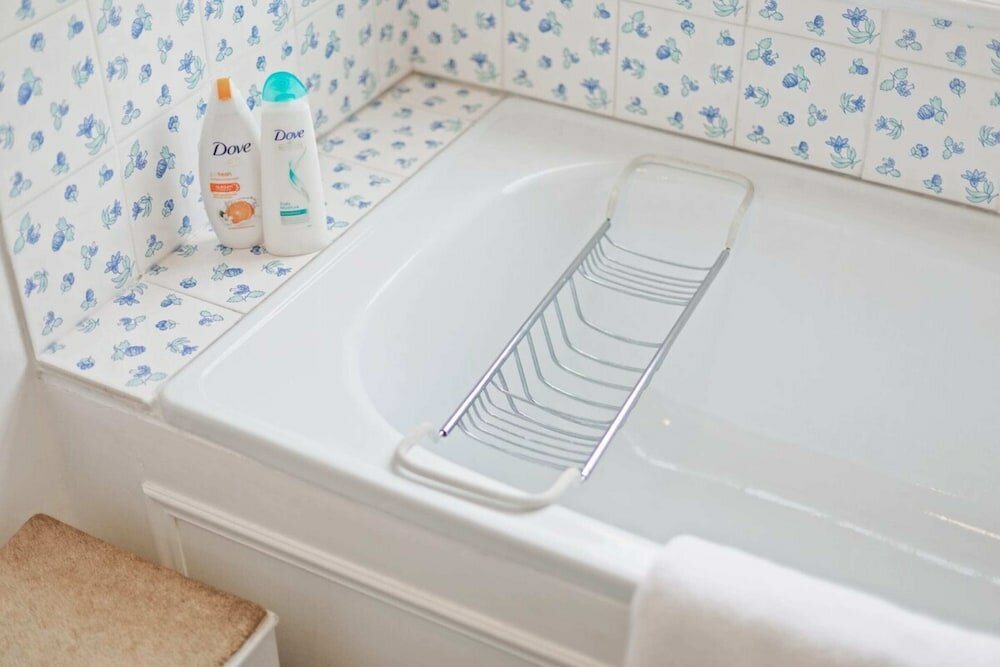 Фото Cozy 2 Bedroom Flat in Pimlico near Metro Station