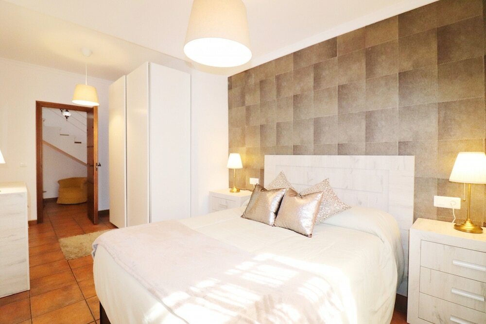 Фото 1093 Villa Magnolias