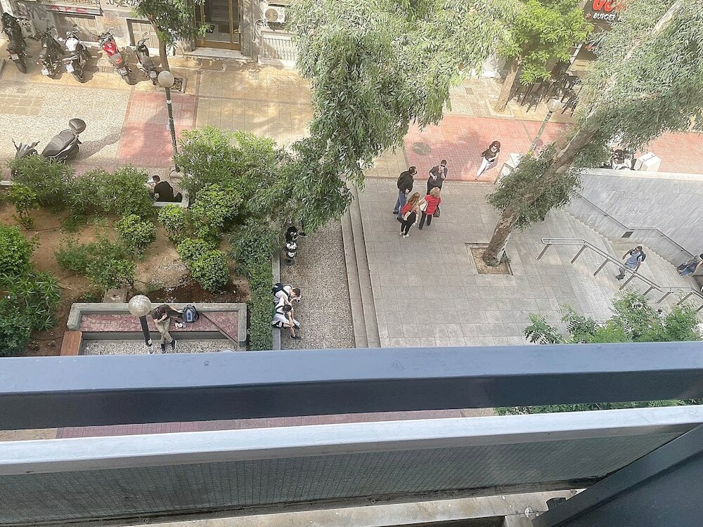 Фото Check Point - Syngrou Fix