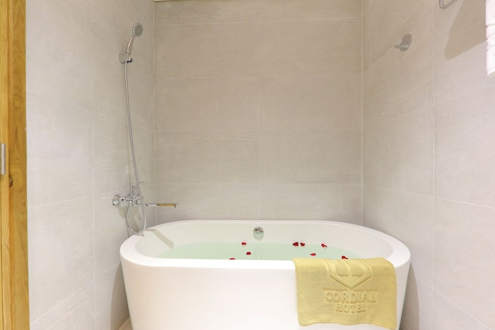 Фото Cordial Grand Hotel