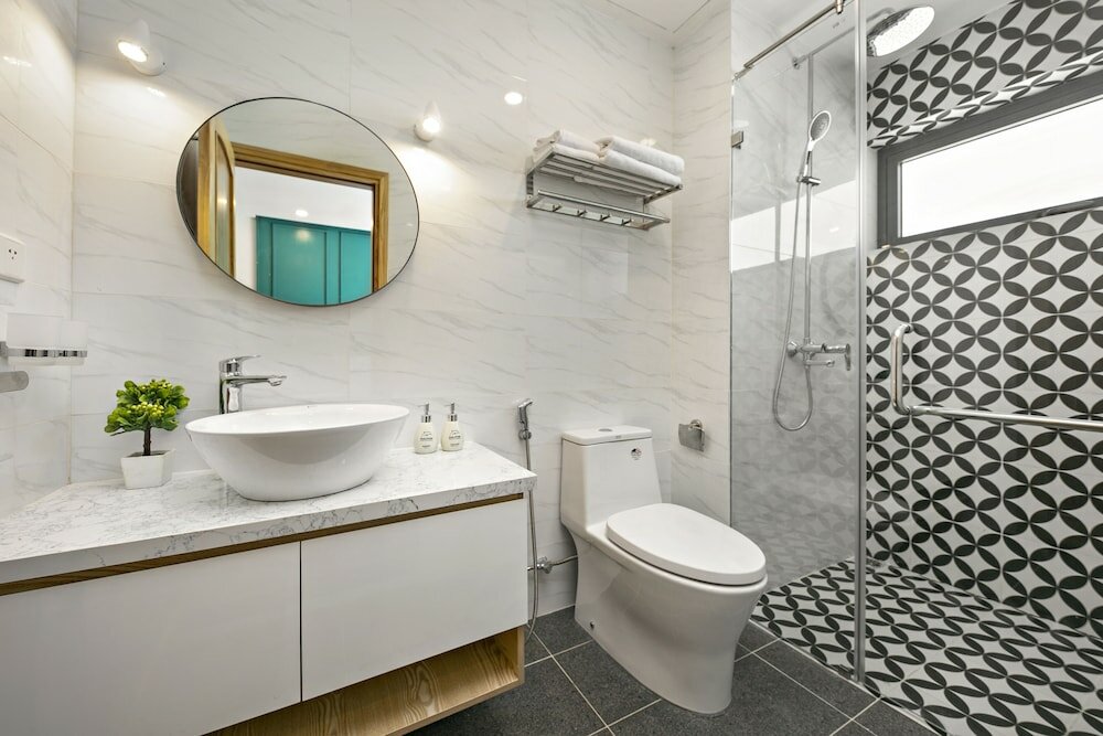 Фото Dolphin Hotel and Apartment