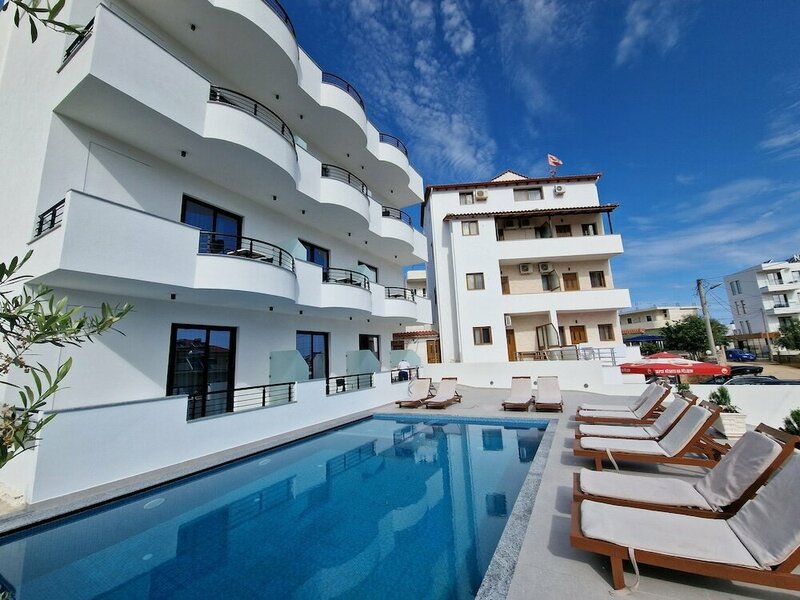 Гостиница Monel Hotel в Ксамиле
