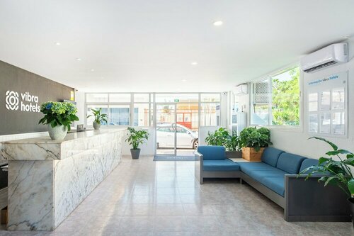 Гостиница Aparhotel Vibra Central City - Adults Only