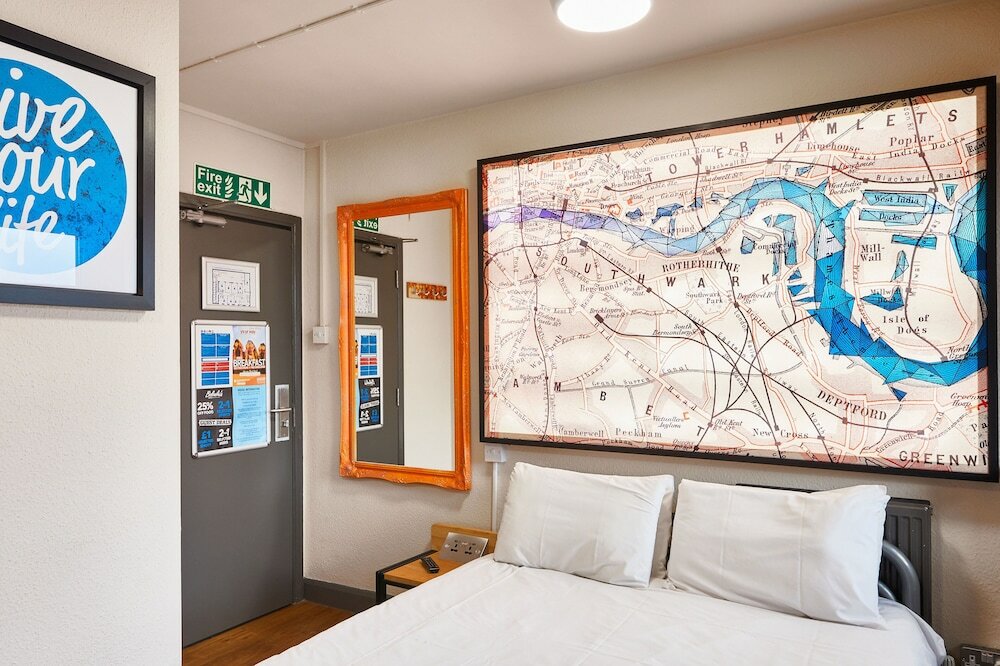 Фото St Christopher's Inn Hammersmith