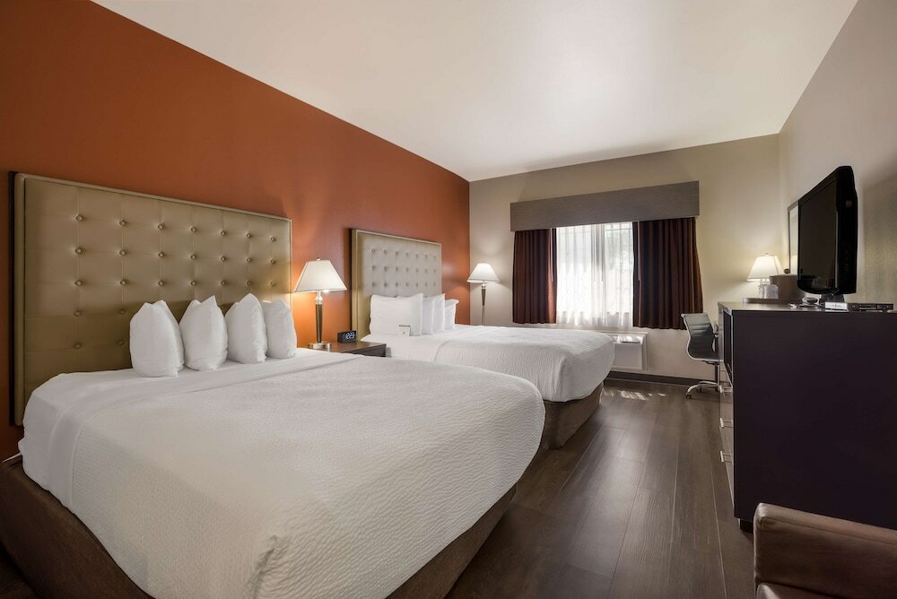 Фото Best Western Northwest Lodge