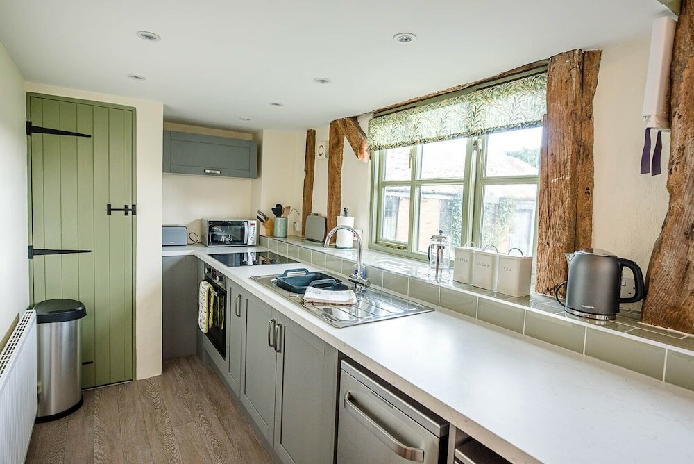 Фото Granary Cottage, Valley Farm Barns Snape