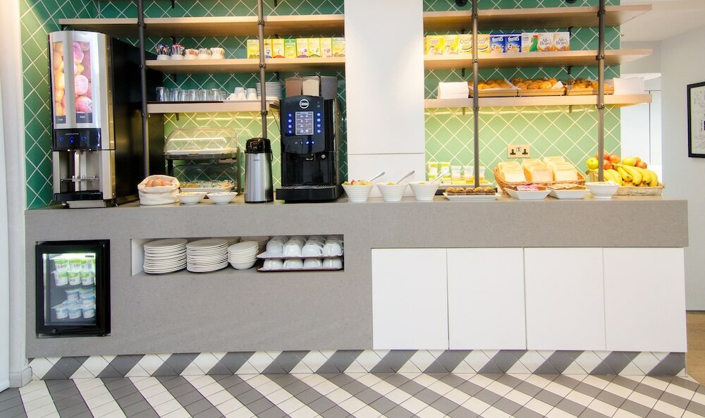 Фото Seraphine Kensington Olympia Hotel