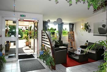 Гостиница Roi Soleil Hotel Mulhouse Sausheim