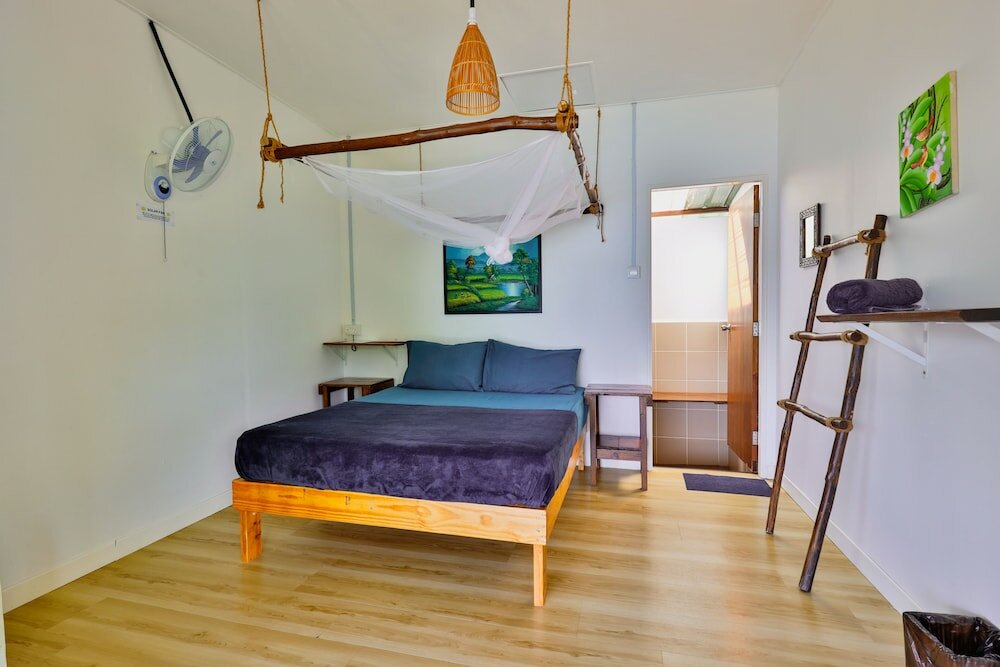 Фото Bigfin Beach Resort