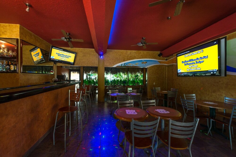 Фото Maya Tulipanes Express