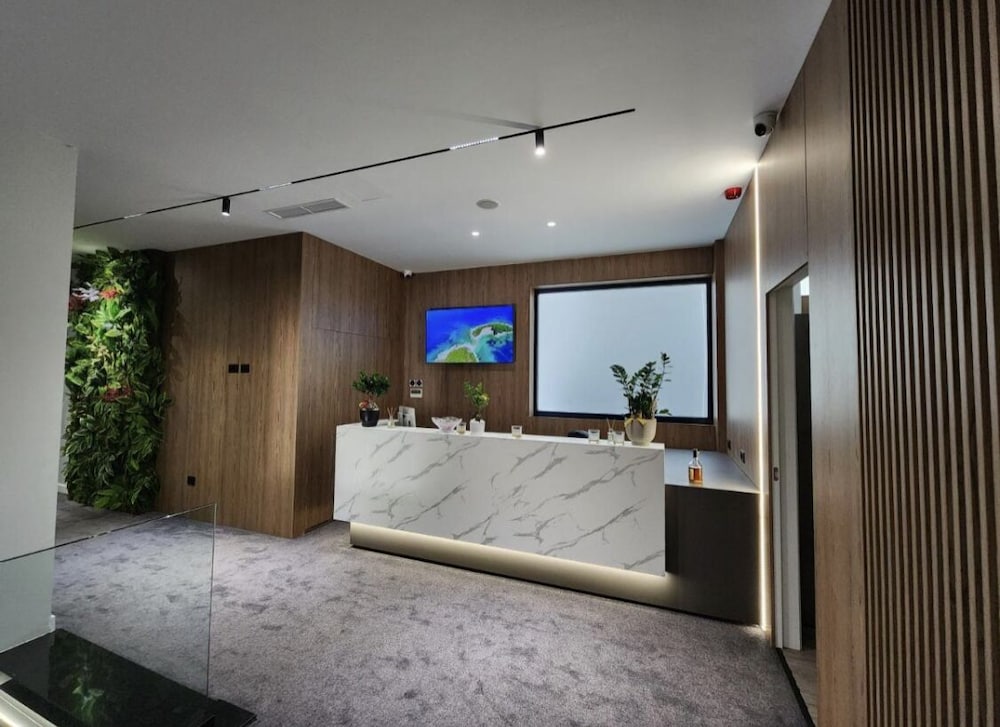 Фото Charm Hotel