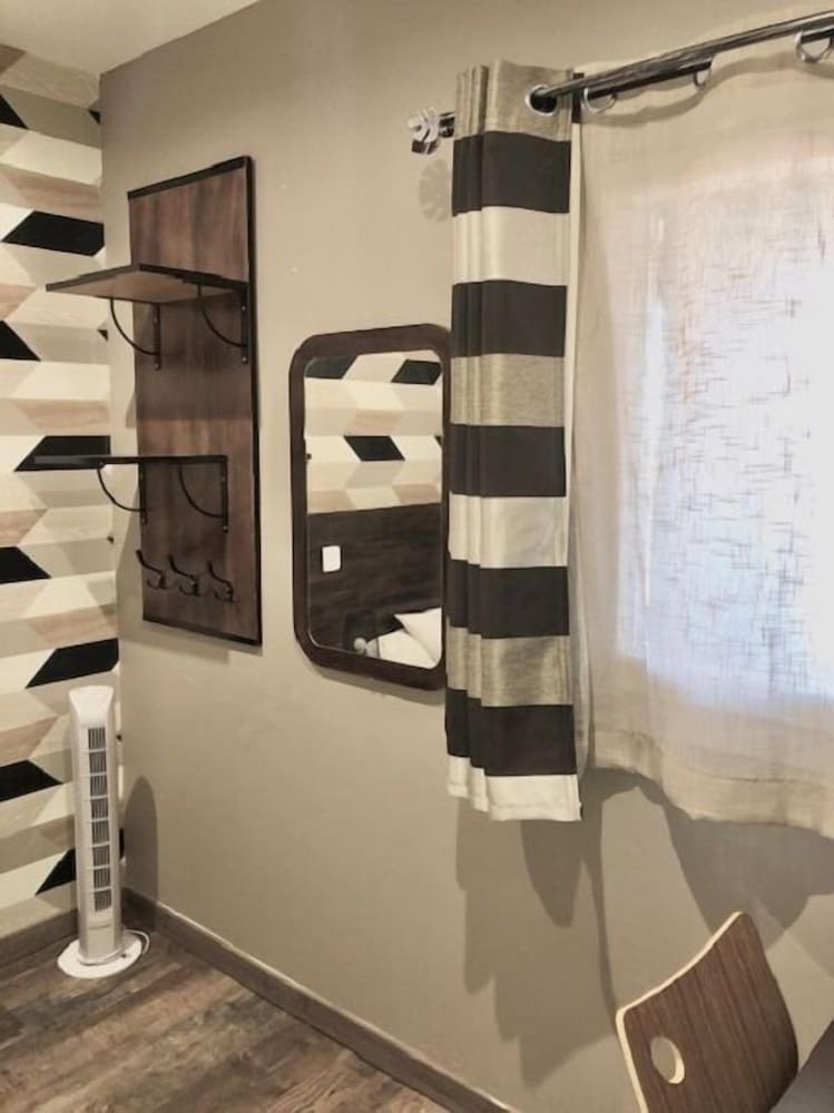 Фото Hôtel De Charme Le Provence