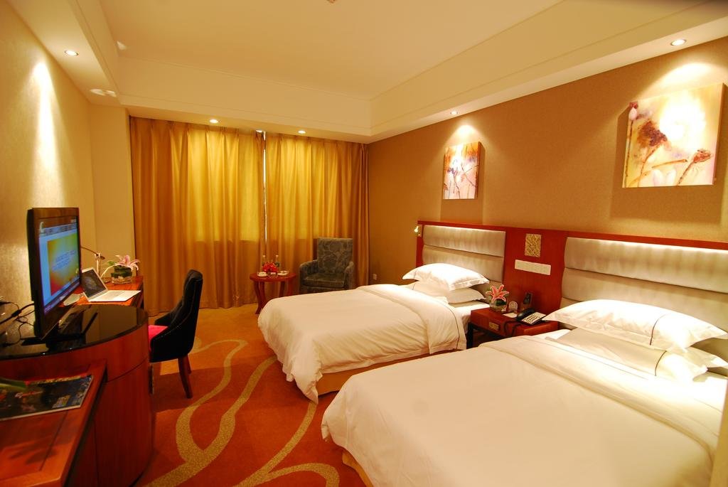 Фото Huaxi Angel Hotel - Chengdu