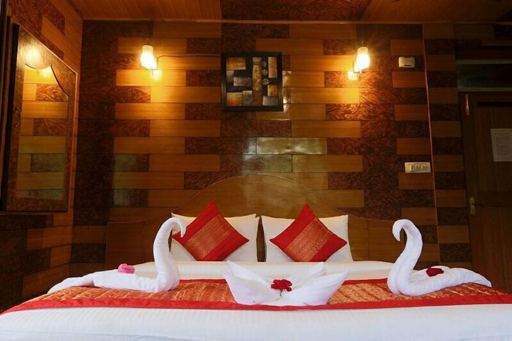 Фото Hotel Wti Airport