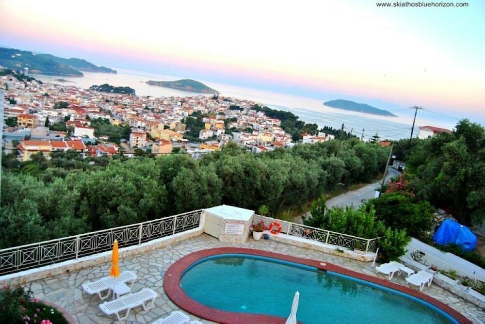 Фото Blue Horizon Studios