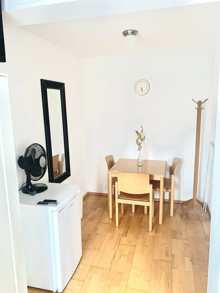 Фото Favoriten-Rooms