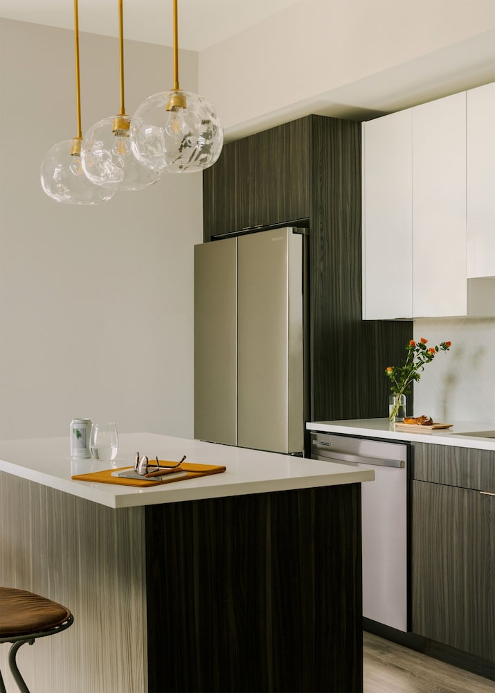 Фото Sonder Ovation