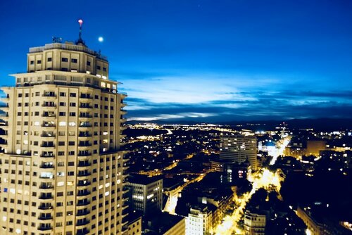 Гостиница Blume Cruz Suites в Мадриде