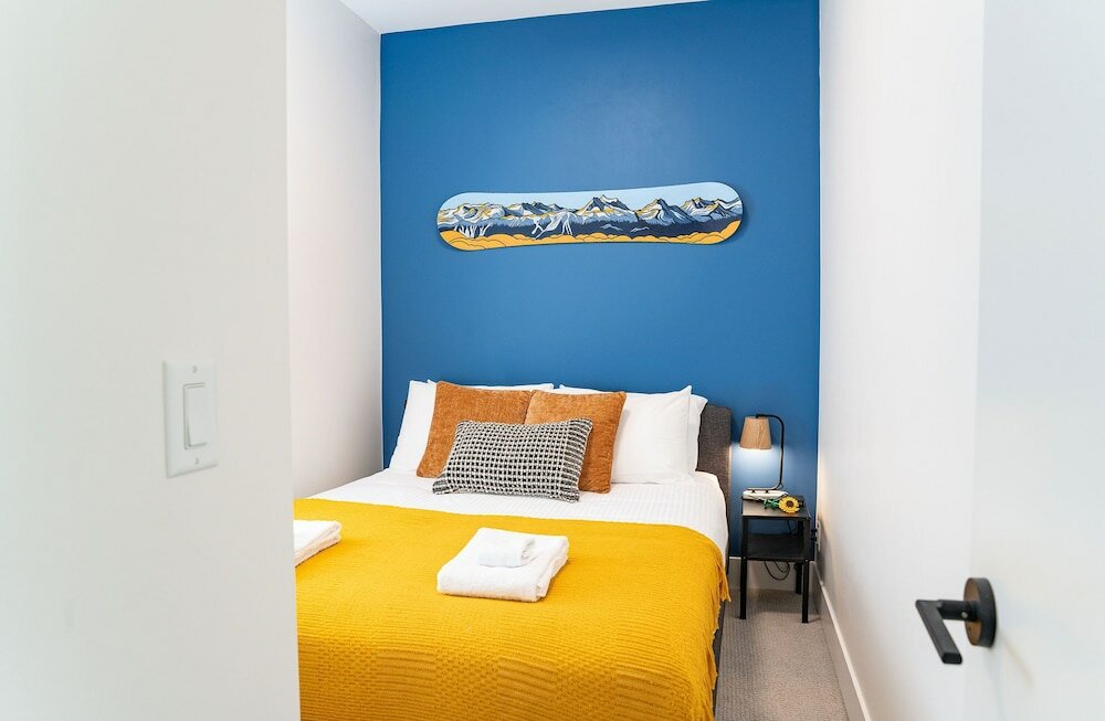 Фото The Ski Shanty by Revelstoke Vacations