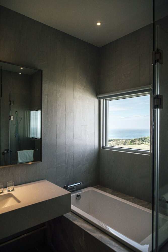 Фото Sunlight on the peninsula